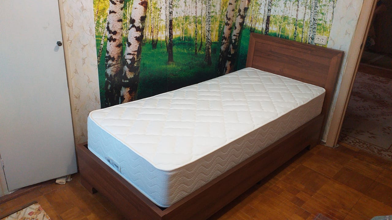 Двуспальная кровать "Мальта" 140 х 190 с ортопедическим основанием цвет орех