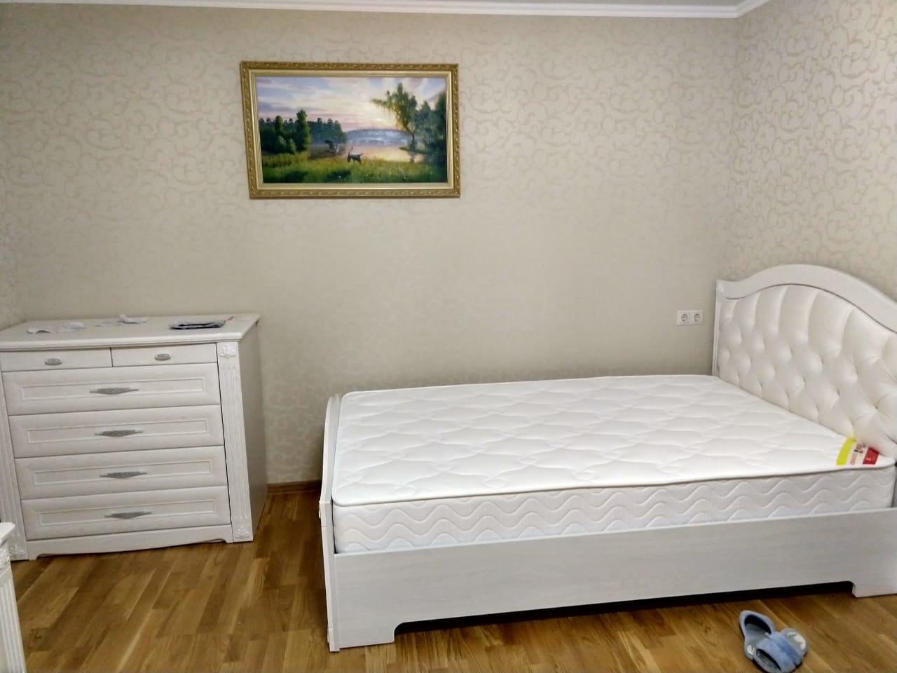 Полутораспальная кровать "Сорренто" 120х200 с подъемным мех-ом цвет ясень серебро изножье высокое