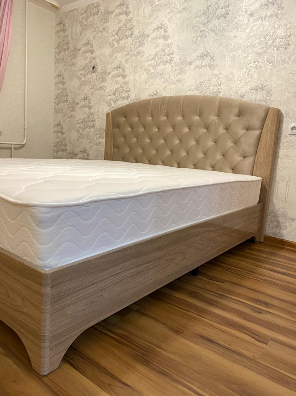 Полутораспальная кровать "Милан" 120 х 190 с ортопедическим основанием цвет дуб скальный глянец