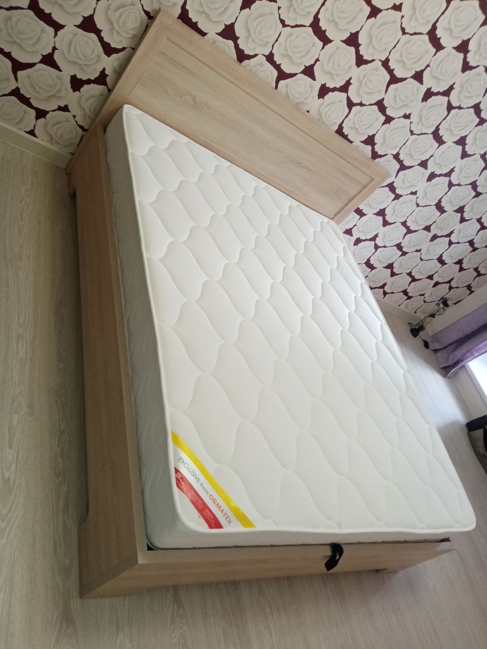 Полутораспальная кровать "Мальта" 120 х 190 с ортопедическим основанием цвет венге / punto 01