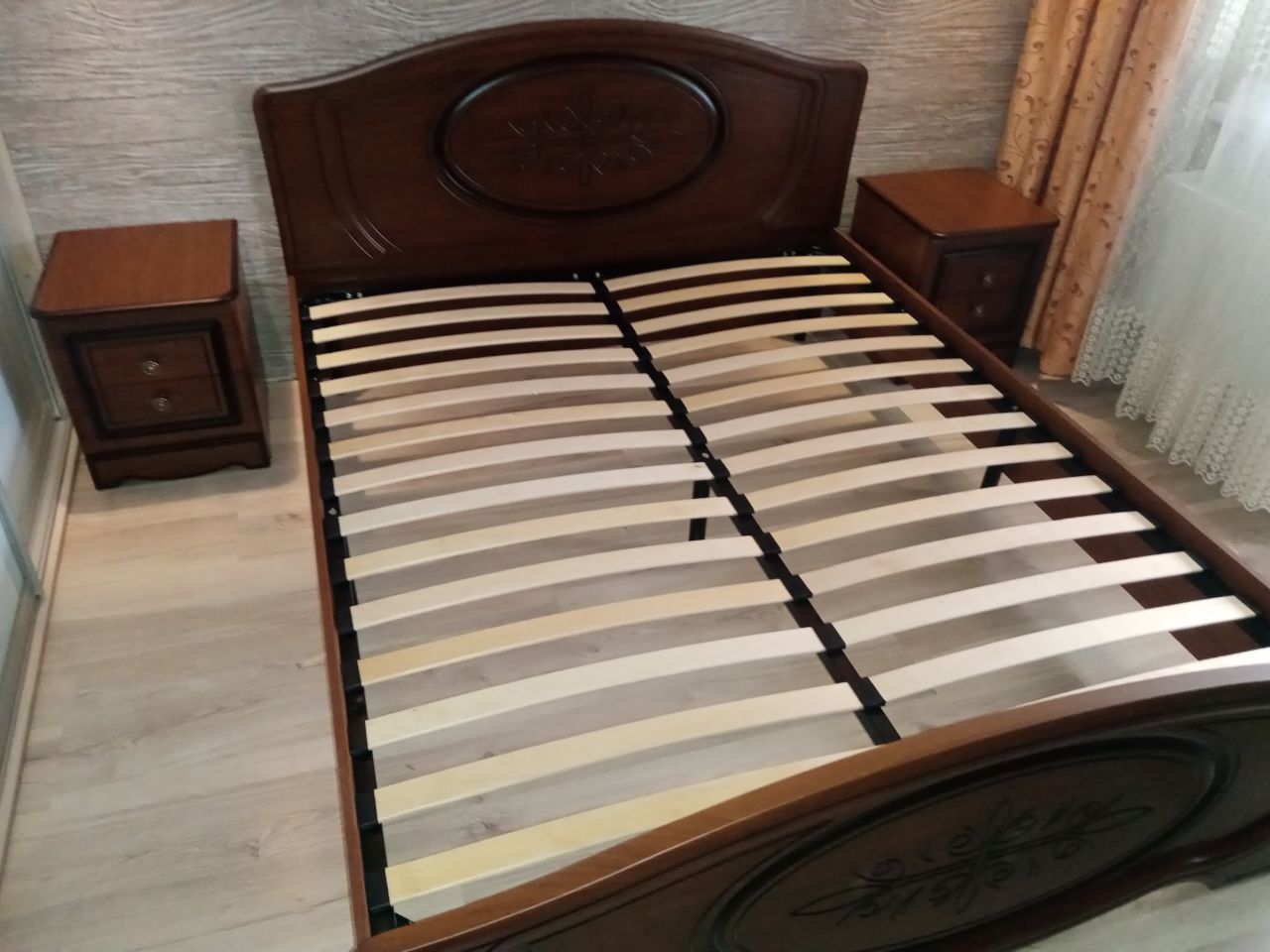 Двуспальная кровать "Натали" 160х190 с ортопедическим осн-ем цвет орех изножье высокое
